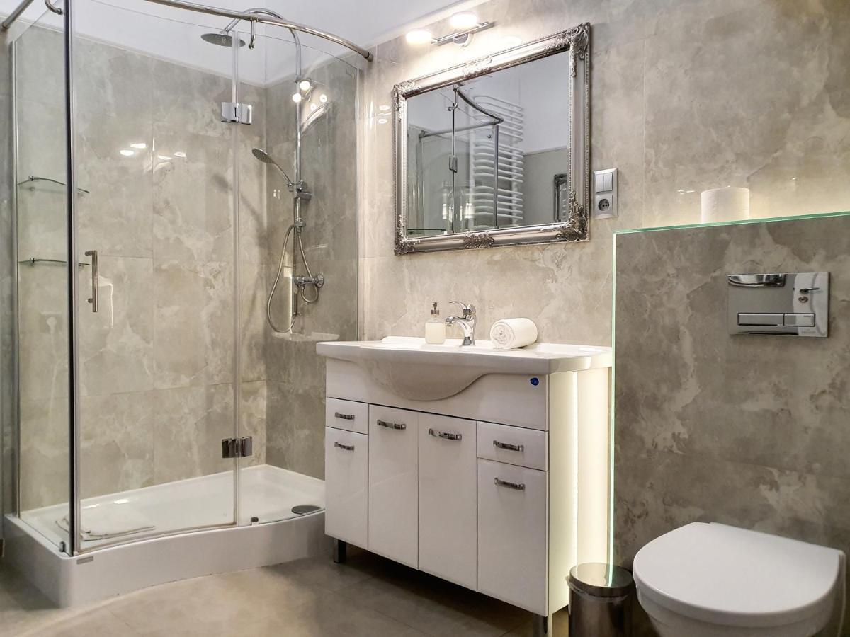 Holiday Suites Cracow Krakow Luaran gambar