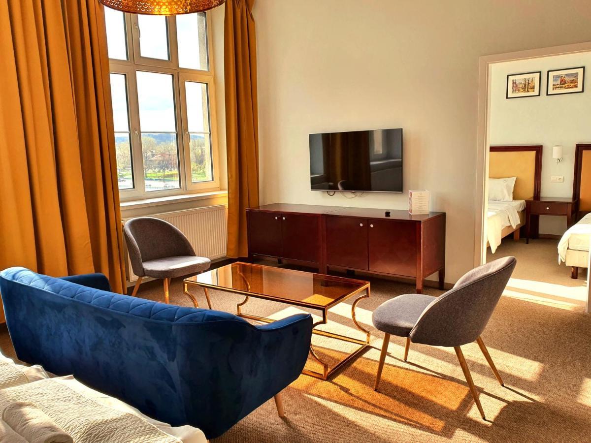 Holiday Suites Cracow Krakow Luaran gambar