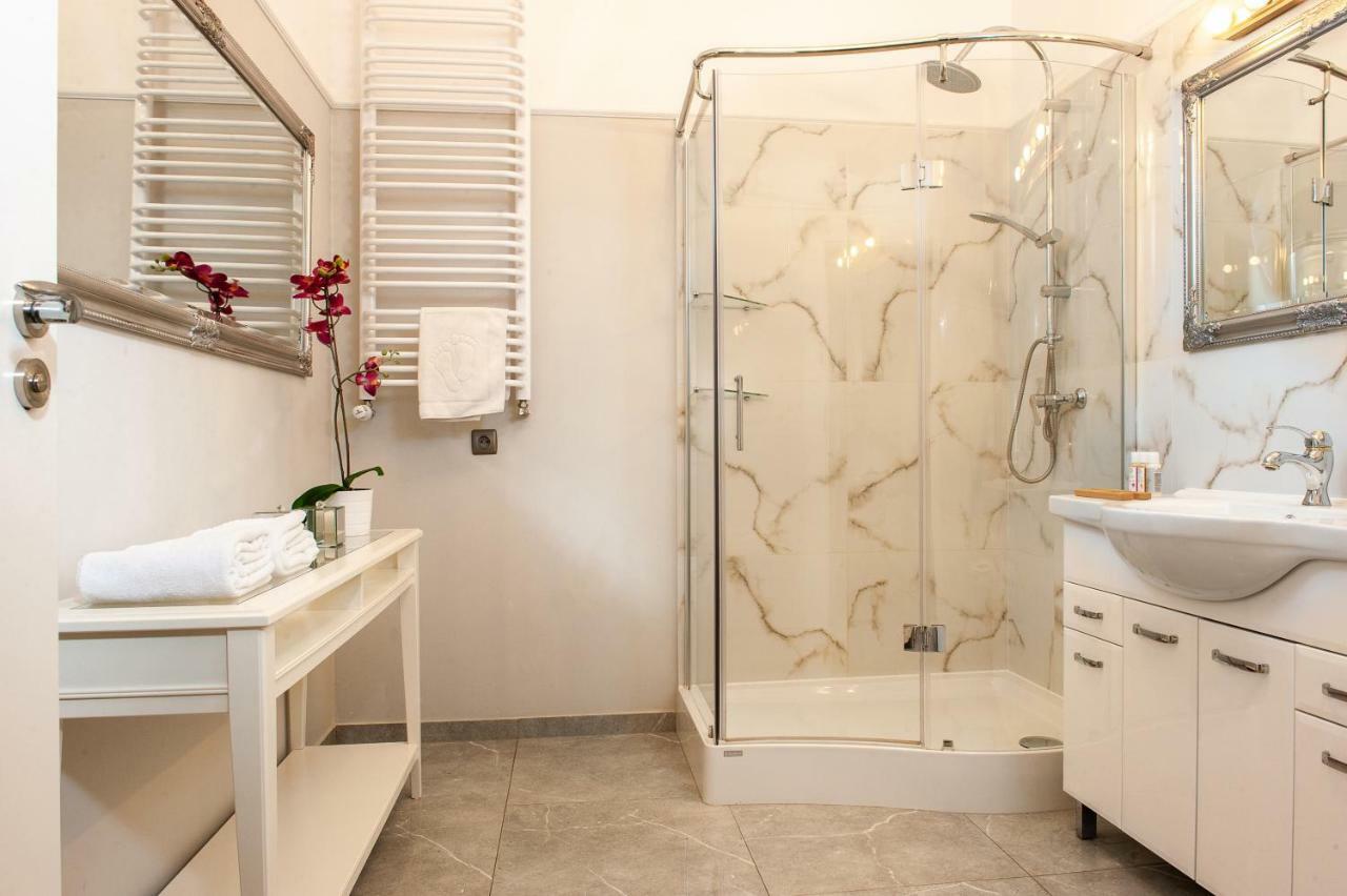 Holiday Suites Cracow Krakow Luaran gambar