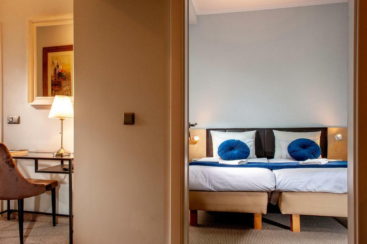 Holiday Suites Cracow Krakow Luaran gambar